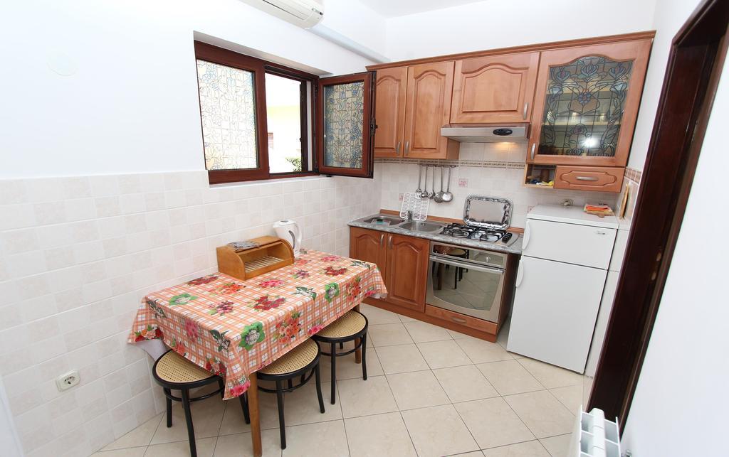 Maruchita Apartment *